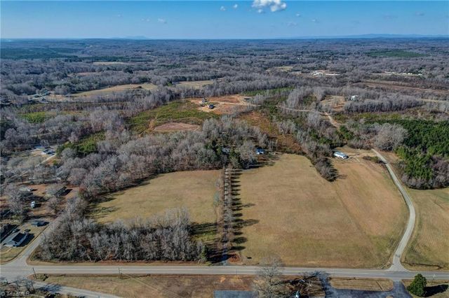 11948 Nc Highway 87, Eden, NC 27288