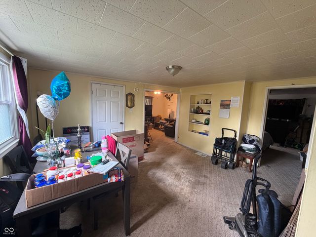 8377 E Us Highway 40, Greenfield, IN 46140