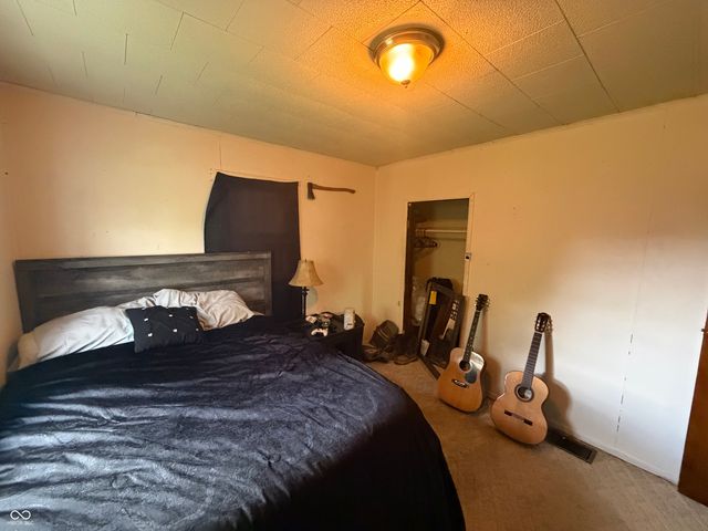 8377 E Us Highway 40, Greenfield, IN 46140