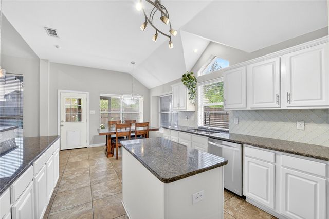 2712 Loon Lake Road, Denton, TX 76210