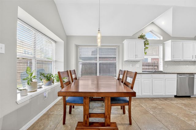 2712 Loon Lake Road, Denton, TX 76210