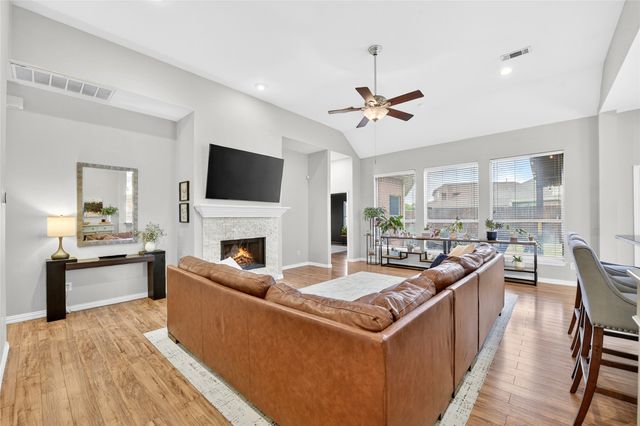 2712 Loon Lake Road, Denton, TX 76210