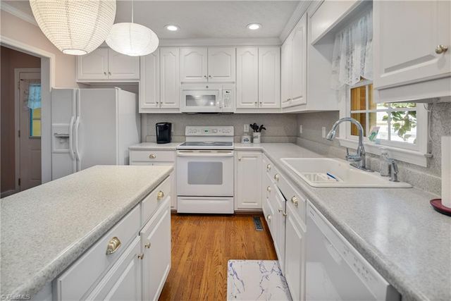 717 WestRidge Drive, Pilot Mountain, NC 27041
