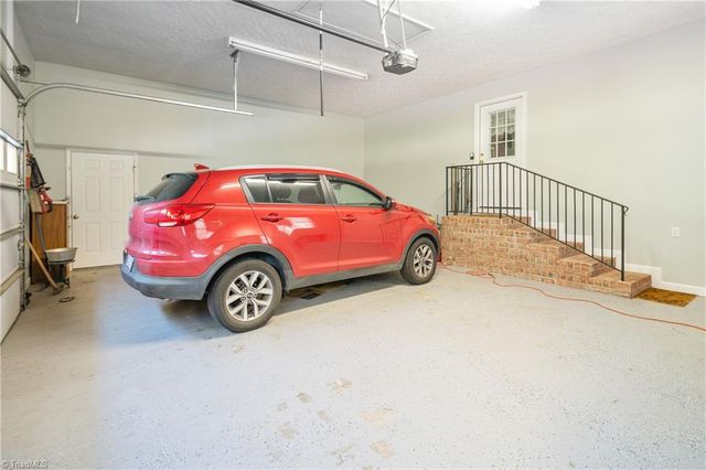 717 WestRidge Drive, Pilot Mountain, NC 27041