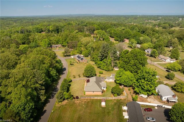 717 WestRidge Drive, Pilot Mountain, NC 27041