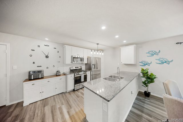 31541 Nimbus Dr, Bulverde, TX 78163