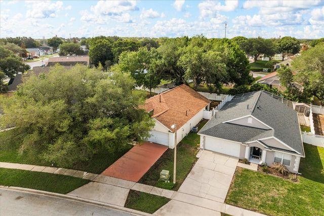 2831 WILSHIRE ROAD, Clermont, FL 34714