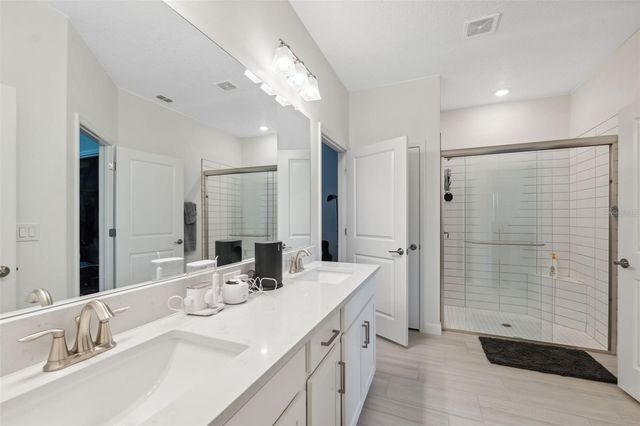 16787 SHELL BAY DR, Land O Lakes, FL 34638