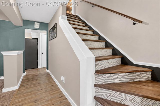 2141 E Hill Road, Grand Blanc, MI 48439