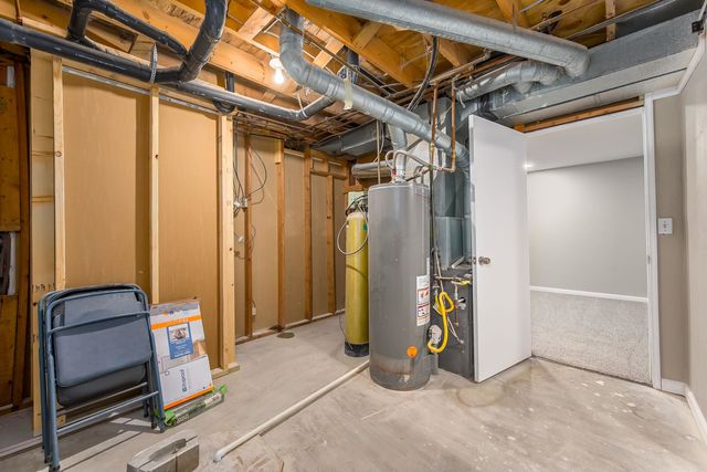 2403 E Robbins St, Park City, KS 67219