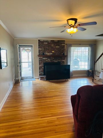 2076 RIVERDALE RD, Germantown, TN 38138