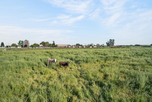 13512 Alta Mesa Rd, Galt, CA 95632