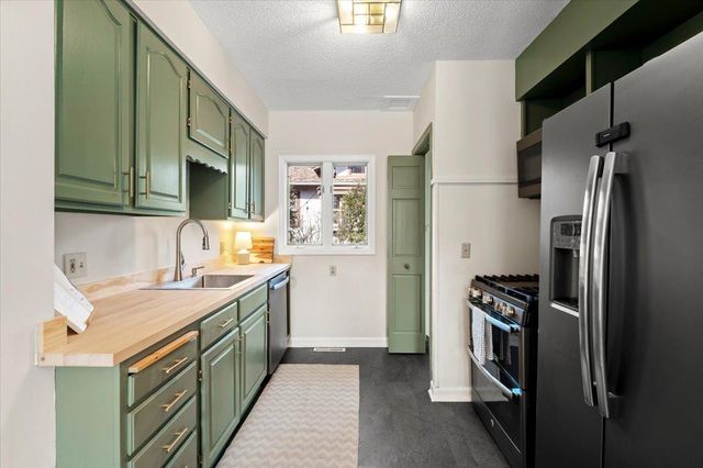 4654 Oakland Avenue, Minneapolis, MN 55407