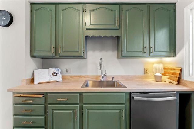 4654 Oakland Avenue, Minneapolis, MN 55407