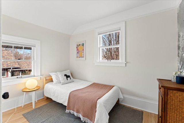 4654 Oakland Avenue, Minneapolis, MN 55407