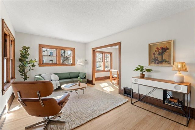 4654 Oakland Avenue, Minneapolis, MN 55407