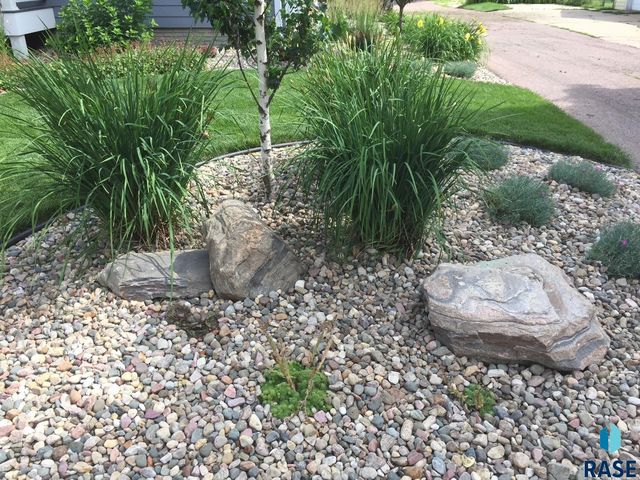 1309 E 26th St Street, Sioux Falls, SD 57105