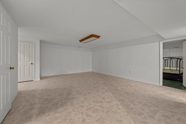 106 Sumac Court, St. Charles, IL 60174
