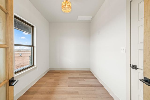 5603 County Road 6100, Lubbock, TX 79415