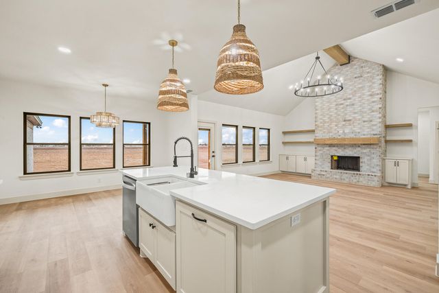 5603 County Road 6100, Lubbock, TX 79415