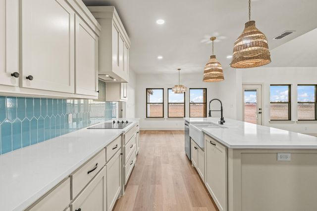 5603 County Road 6100, Lubbock, TX 79415