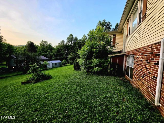 822 Henson Road, Bristol, TN 37620