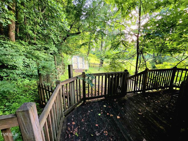 822 Henson Road, Bristol, TN 37620