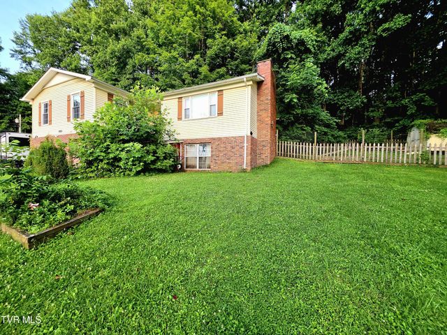 822 Henson Road, Bristol, TN 37620