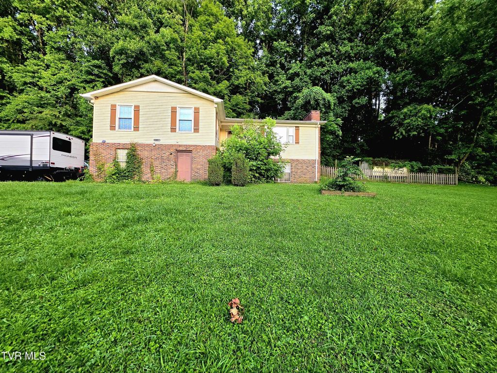 822 Henson Road, Bristol, TN 37620