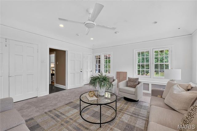7101 Delmar Boulevard, University City, MO 63130