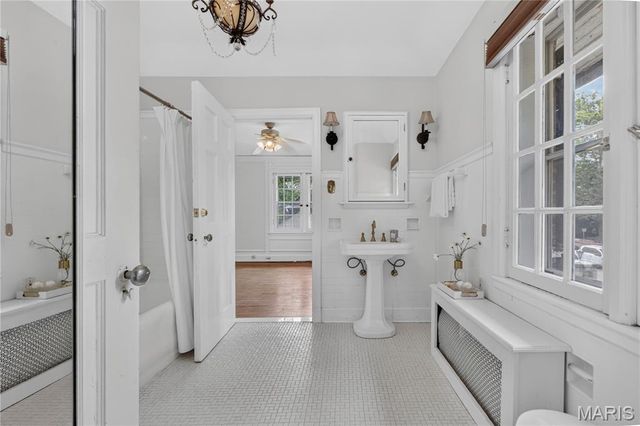 7101 Delmar Boulevard, University City, MO 63130