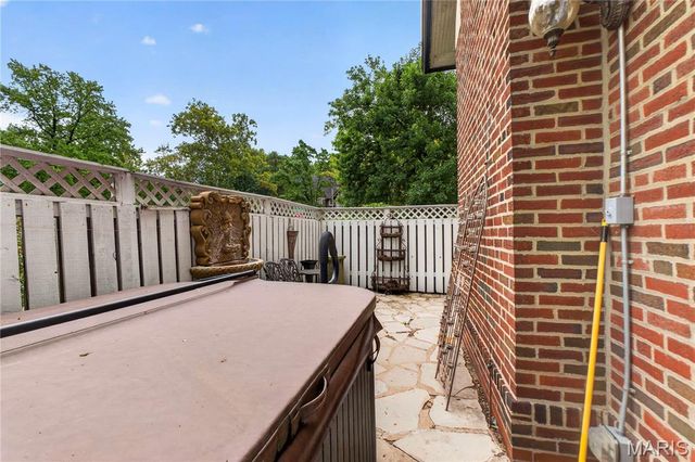 7101 Delmar Boulevard, University City, MO 63130