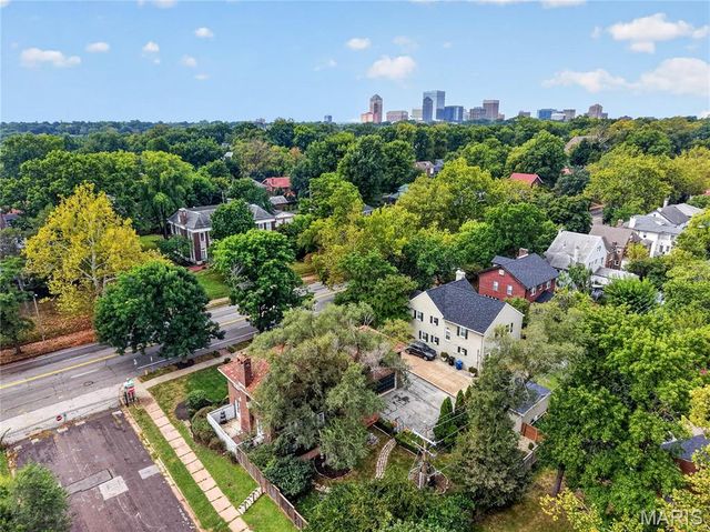 7101 Delmar Boulevard, University City, MO 63130