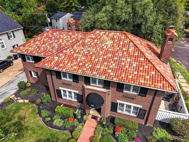 7101 Delmar Boulevard, University City, MO 63130