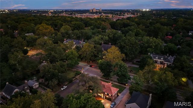 7101 Delmar Boulevard, University City, MO 63130