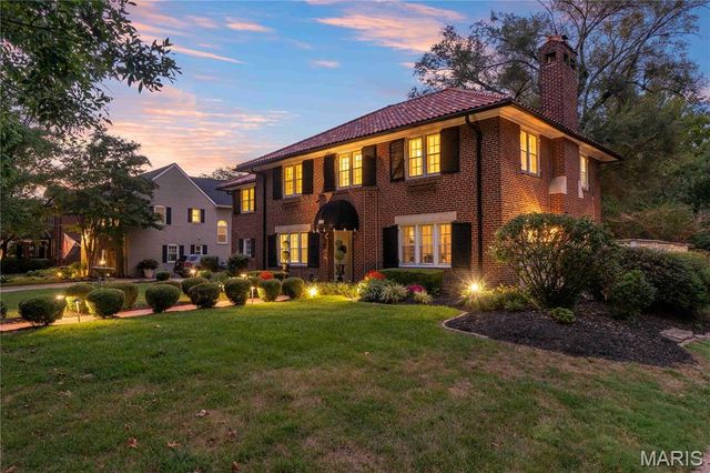 7101 Delmar Boulevard, University City, MO 63130