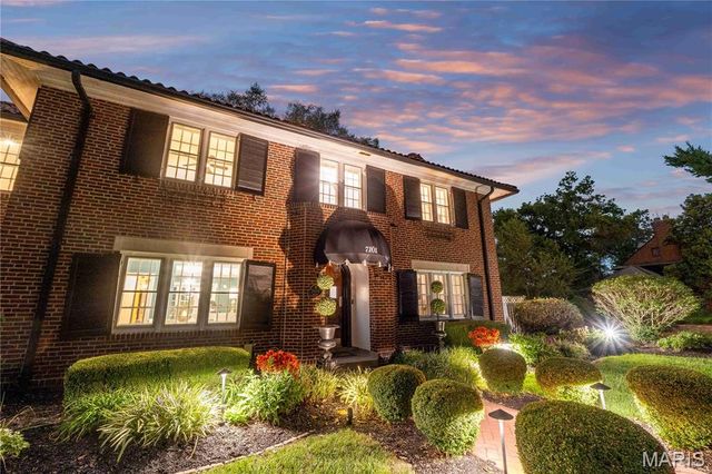 7101 Delmar Boulevard, University City, MO 63130