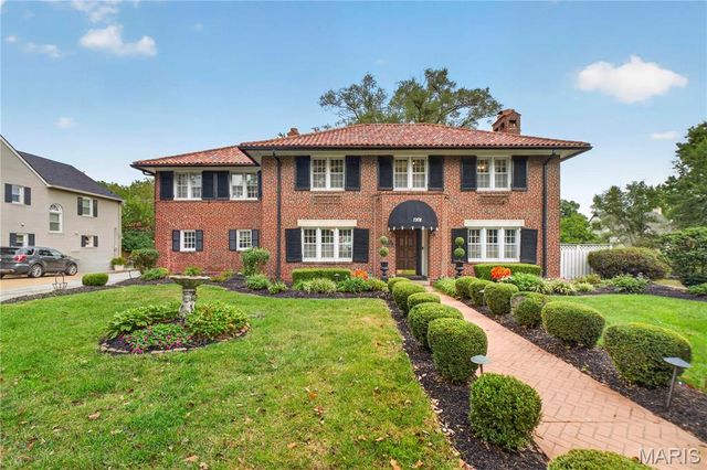 7101 Delmar Boulevard, University City, MO 63130