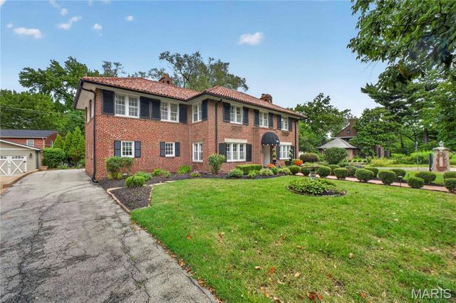7101 Delmar Boulevard, University City, MO 63130