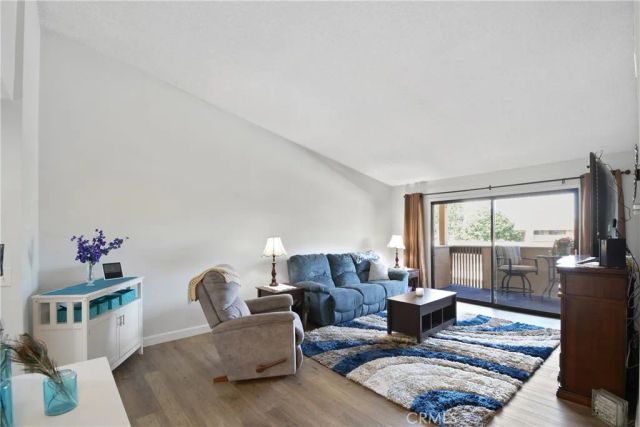 8877 Lauderdale Court 213G, Huntington Beach, CA 92646