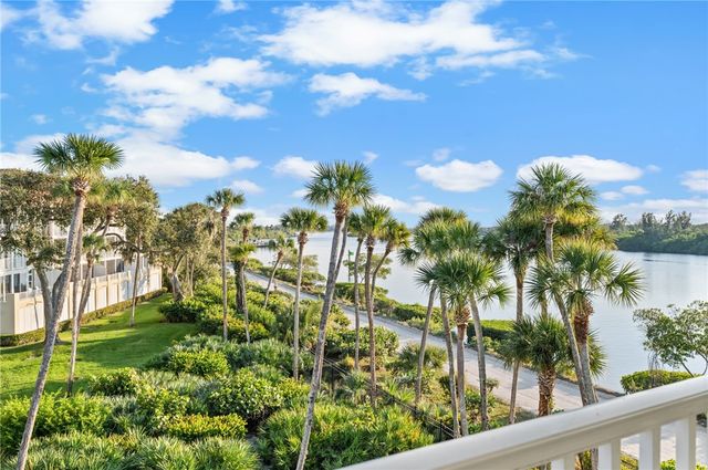 8885 W Orchid Island Circle 5, Vero Beach, FL 32963