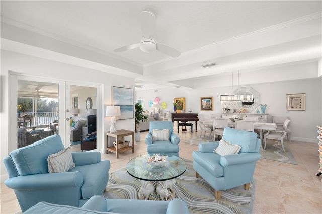 8885 W Orchid Island Circle 5, Vero Beach, FL 32963