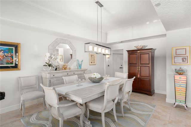 8885 W Orchid Island Circle 5, Vero Beach, FL 32963