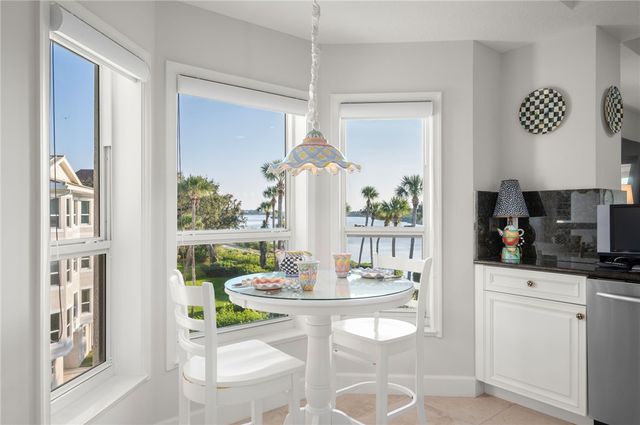 8885 W Orchid Island Circle 5, Vero Beach, FL 32963