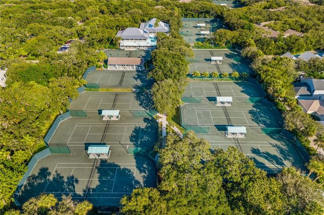 8885 W Orchid Island Circle 5, Vero Beach, FL 32963