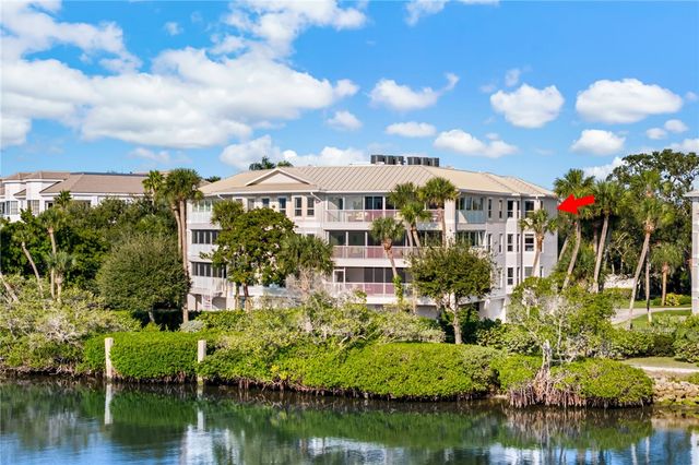 8885 W Orchid Island Circle 5, Vero Beach, FL 32963