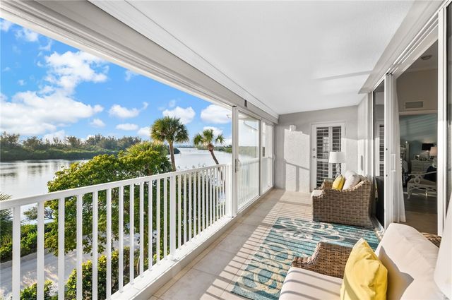 8885 W Orchid Island Circle 5, Vero Beach, FL 32963