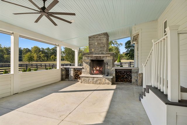 6615 Eudailey Covington Rd, College Grove, TN 37046