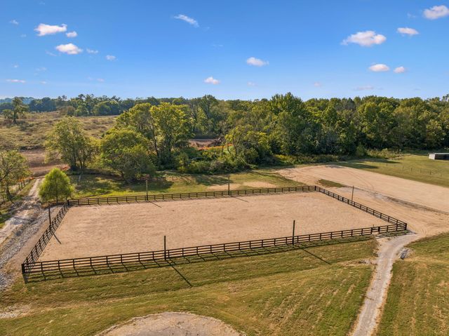 6615 Eudailey Covington Rd, College Grove, TN 37046