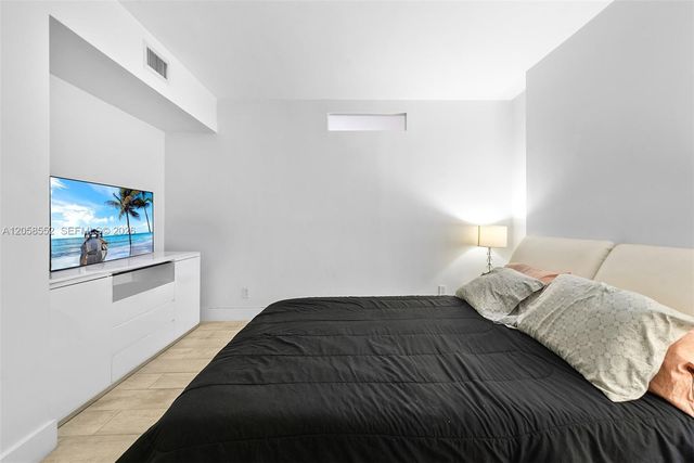 19390 Collins Ave 1519, Sunny Isles Beach, FL 33160